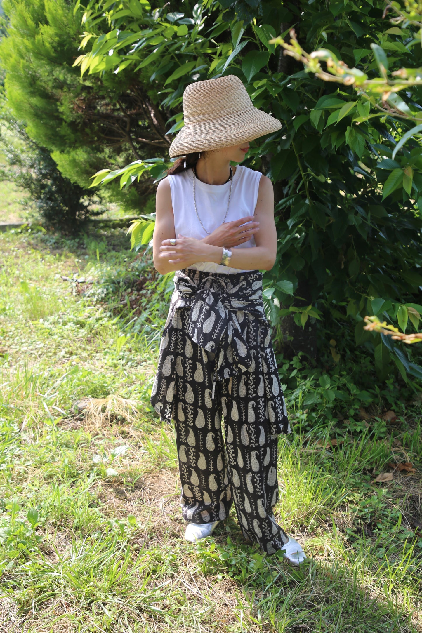 blockprint setup wear(black/paisley)