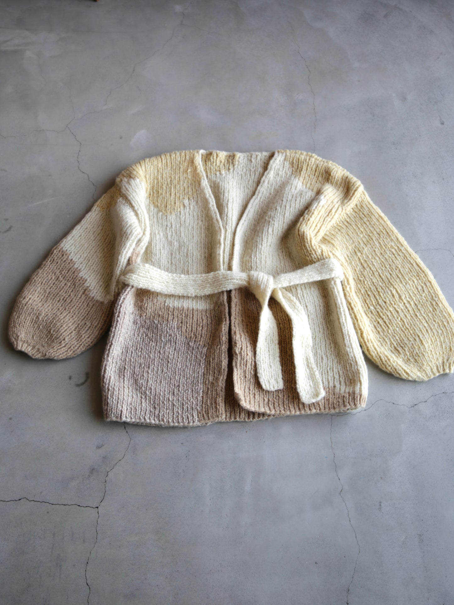 topography handknit gown（sand）