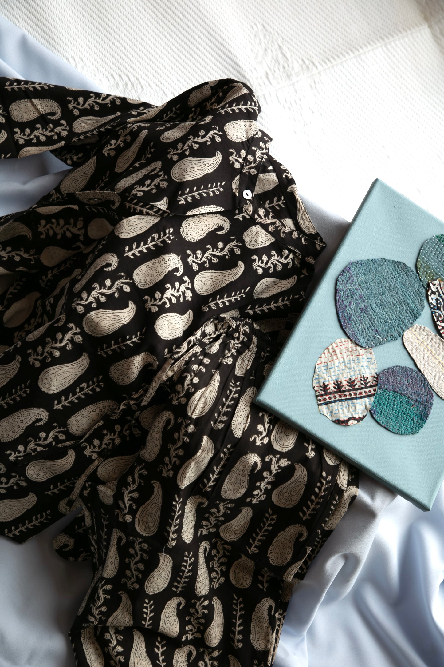 blockprint setup wear（black/paisley）