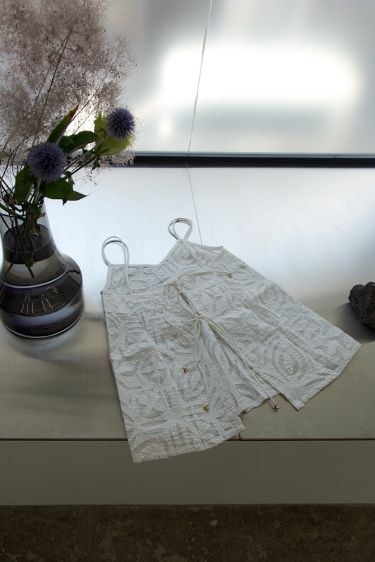 Hand cutwork camisole（white）