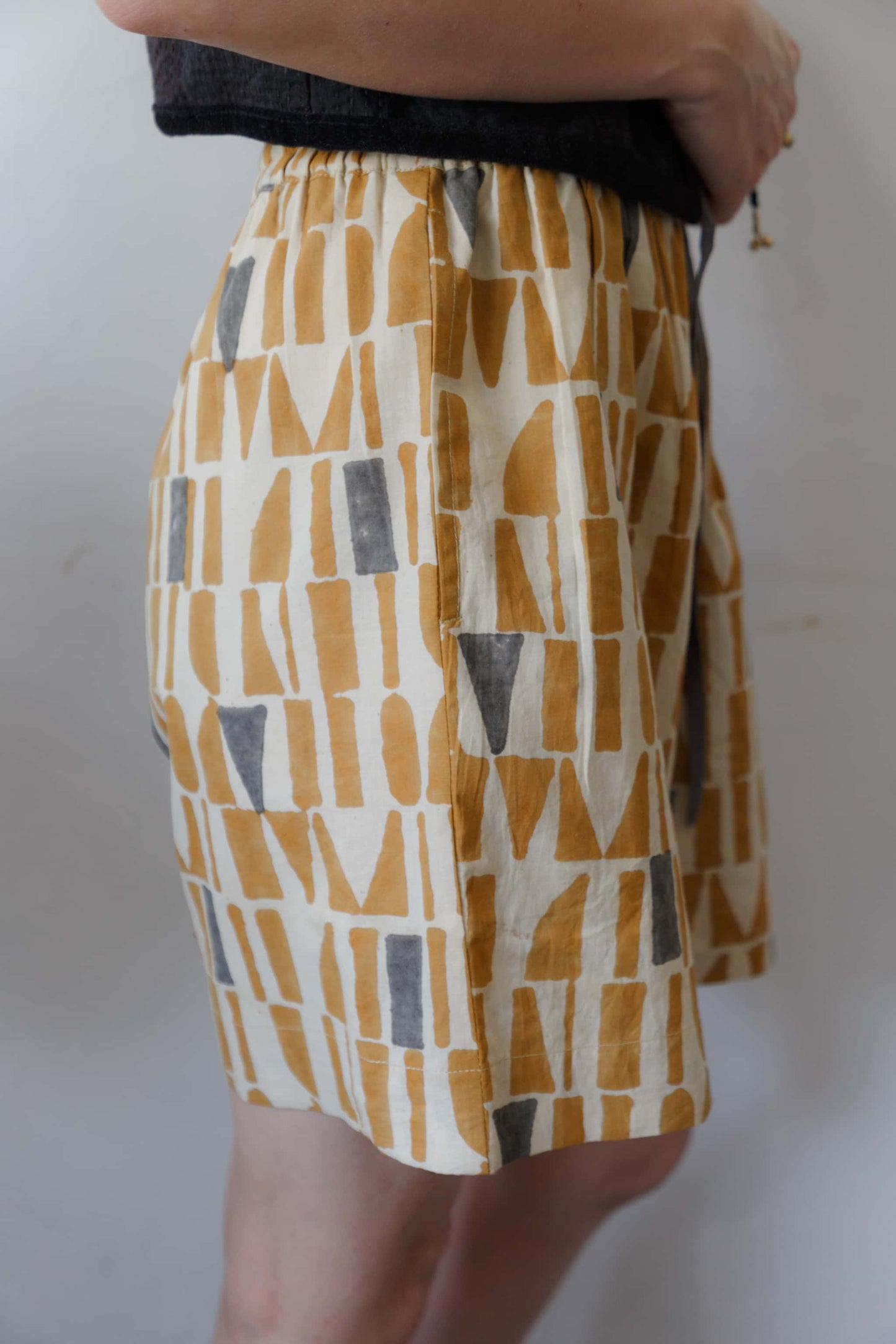 Bagru block print short pants（yellow）