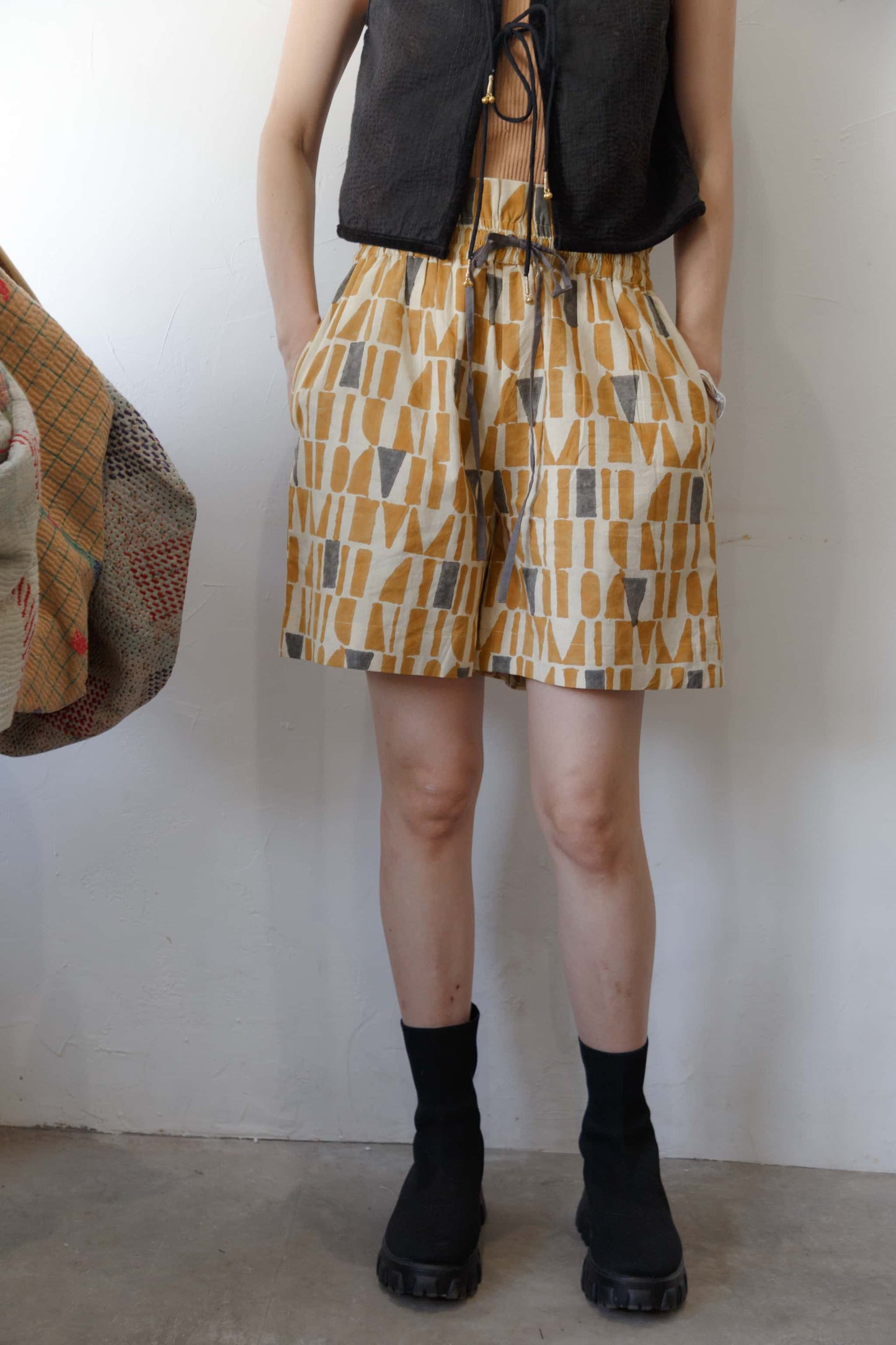 Bagru block print short pants（yellow）