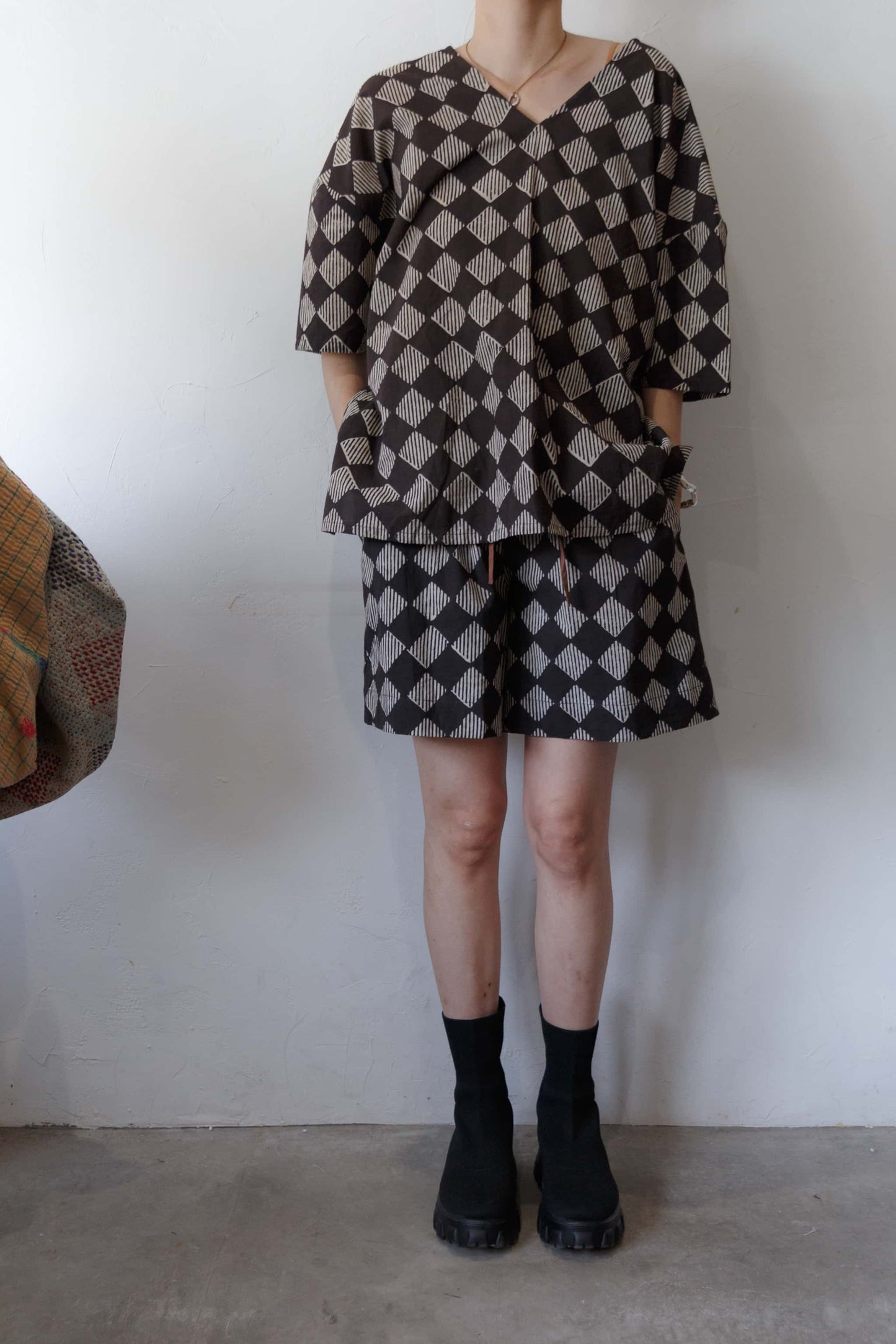 Bagru block print top（black）