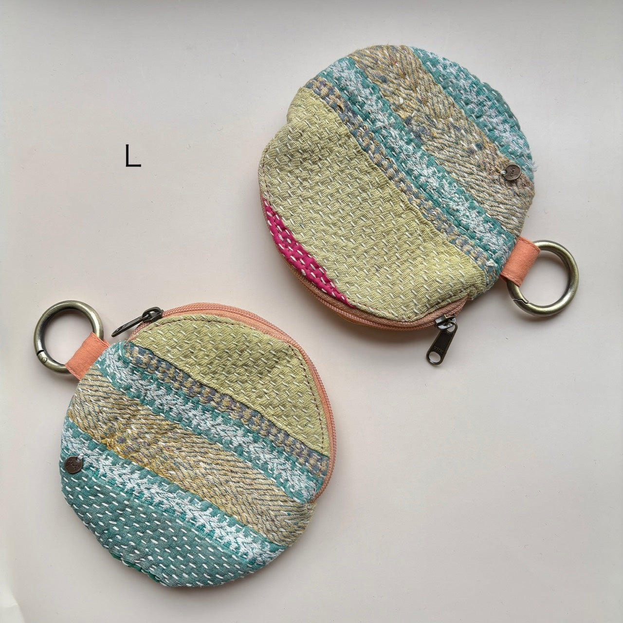round kantha pouch