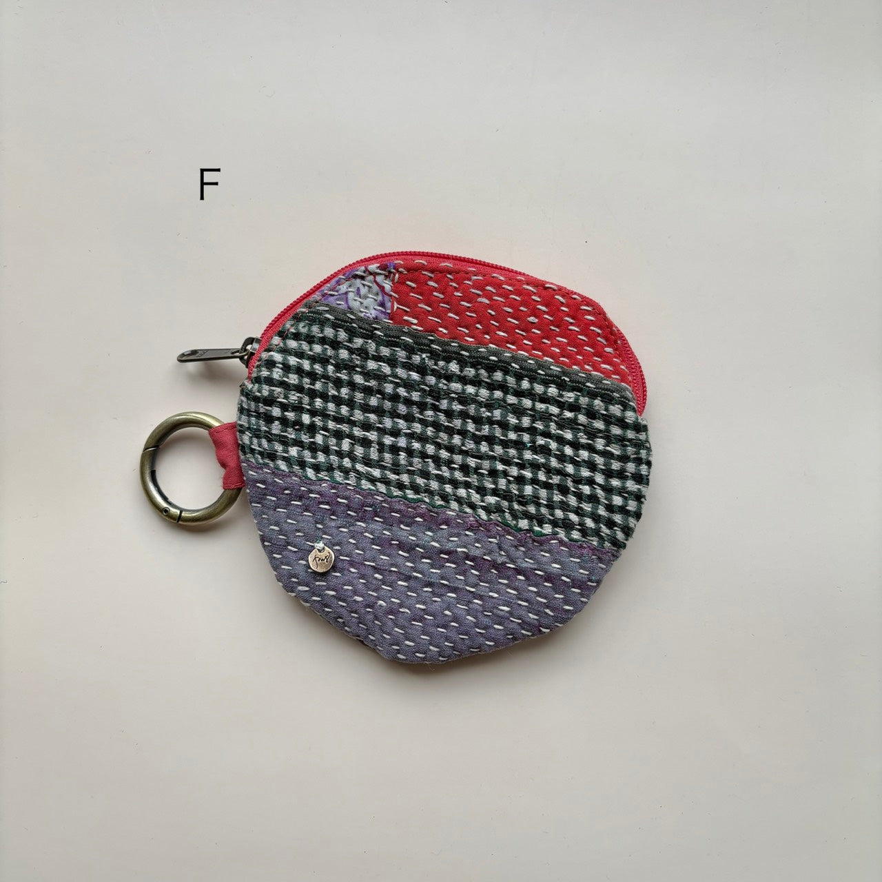 round kantha pouch