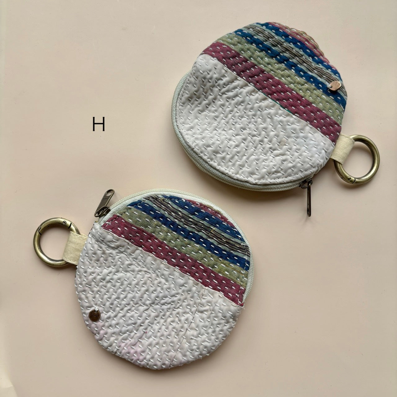 round kantha pouch