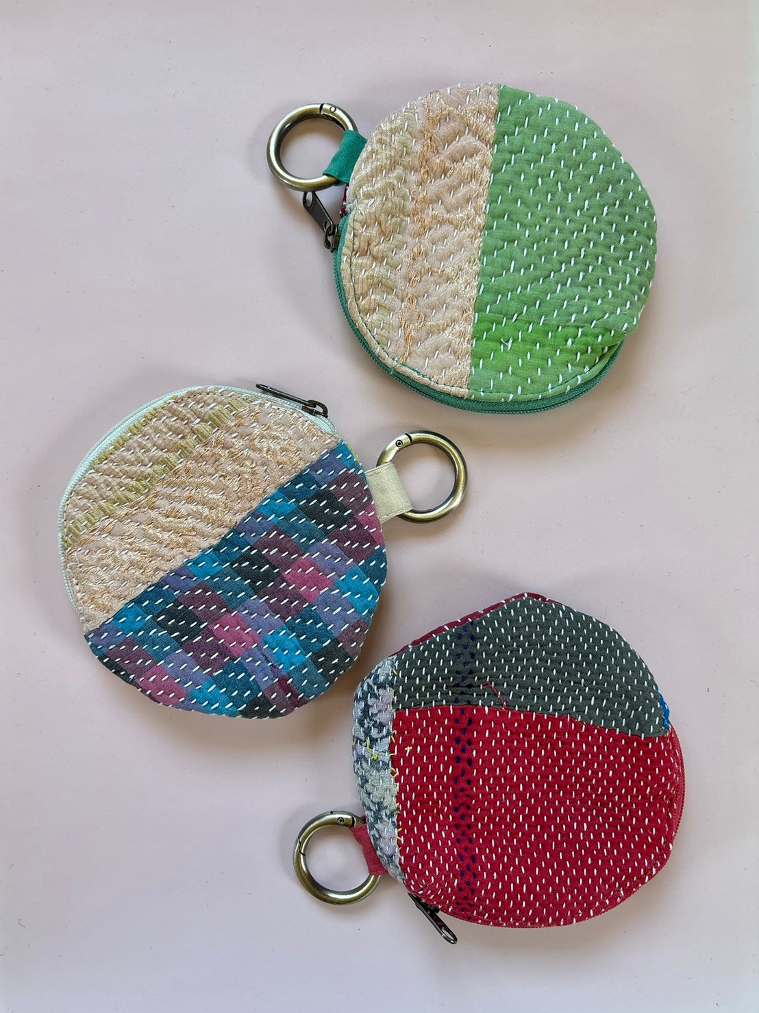 round kantha pouch 8