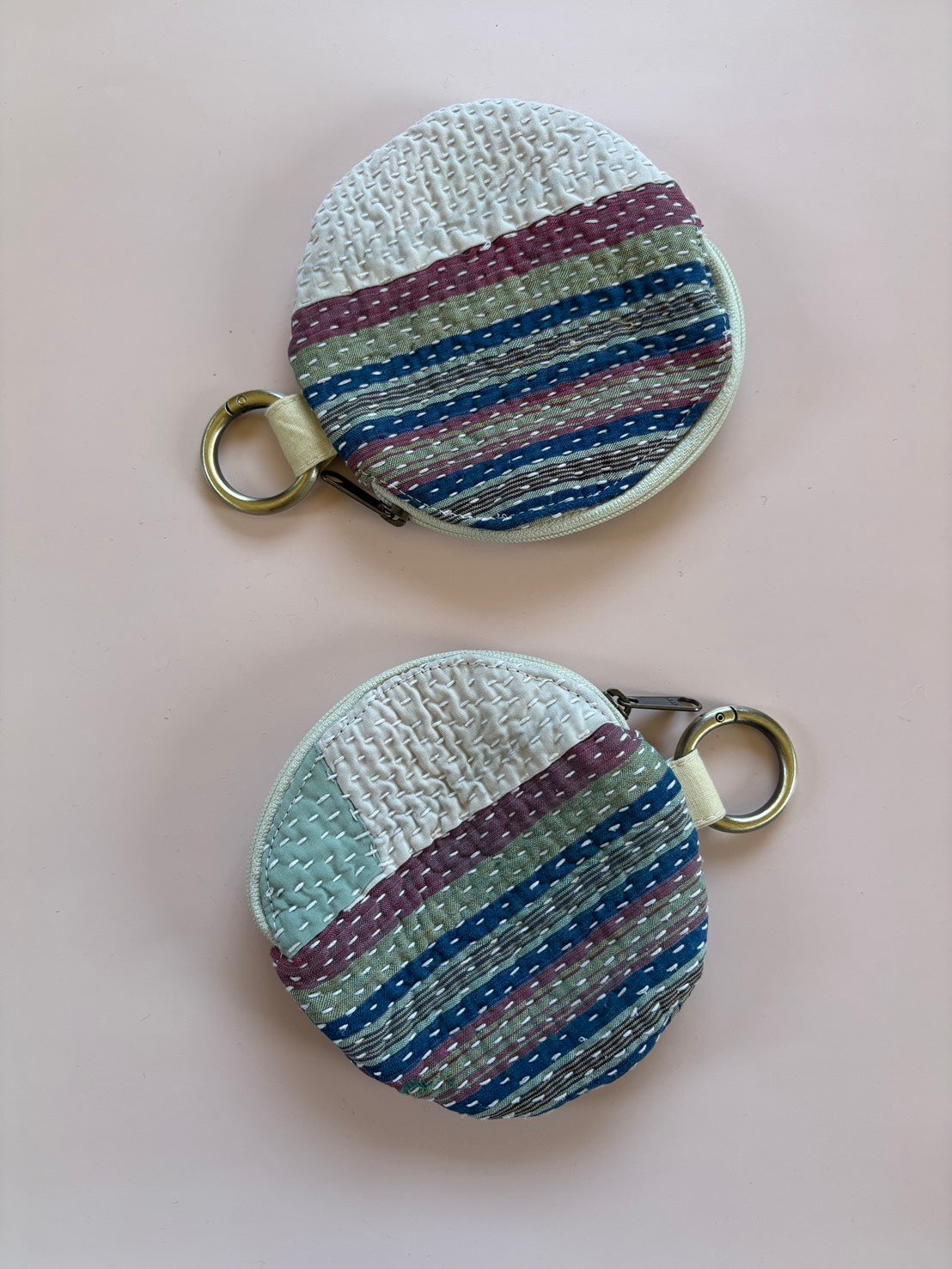 round kantha pouch 10