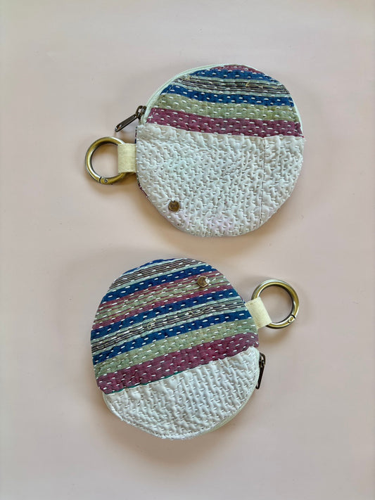 round kantha pouch 10